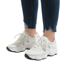 Scarpe sportive bianche alla moda KB-153 bianco 1