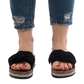 Pantofole nere con fiocco N-33 nero 2