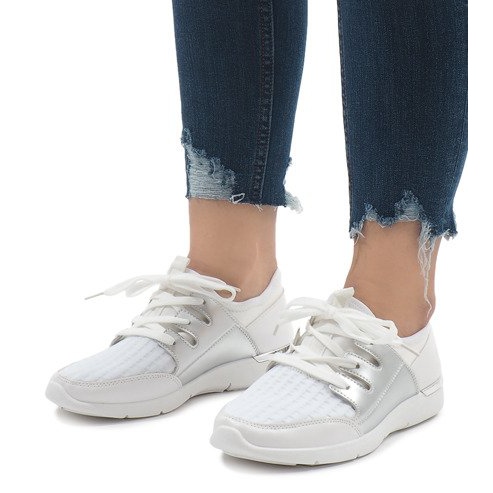 Scarpe sportive bianche alla moda A281 bianco 1