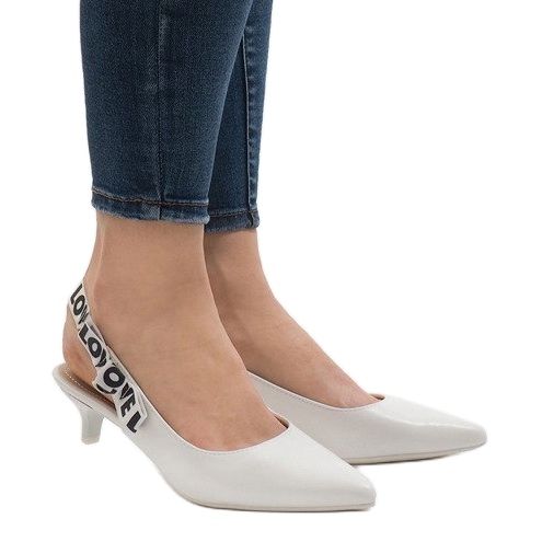 Décolleté bianche su tacco B-45 bianco 1