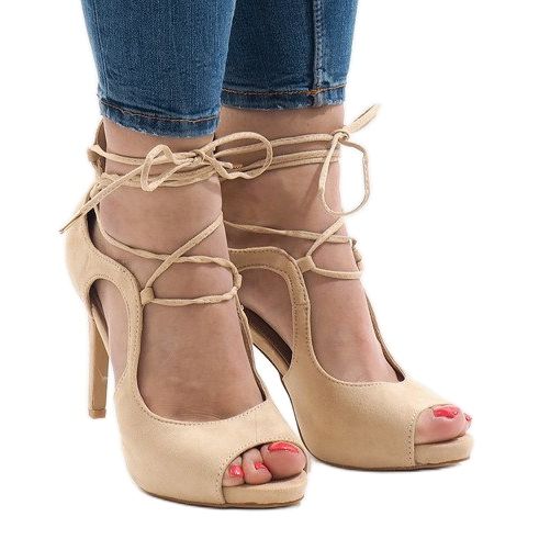 Sandali beige su tacco a spillo JL-01 1
