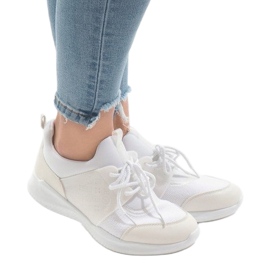 Scarpe sportive bianche BY-069 bianco 1