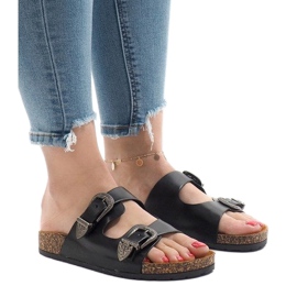 Pantofole nere con fibbie 7018-PL nero 1