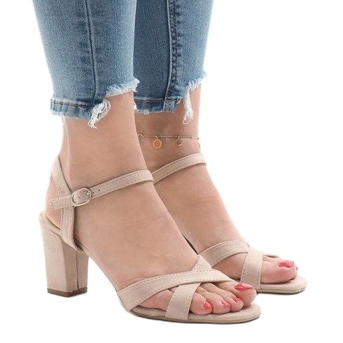 PA1 Sandali beige con tacco alto FH39002 1