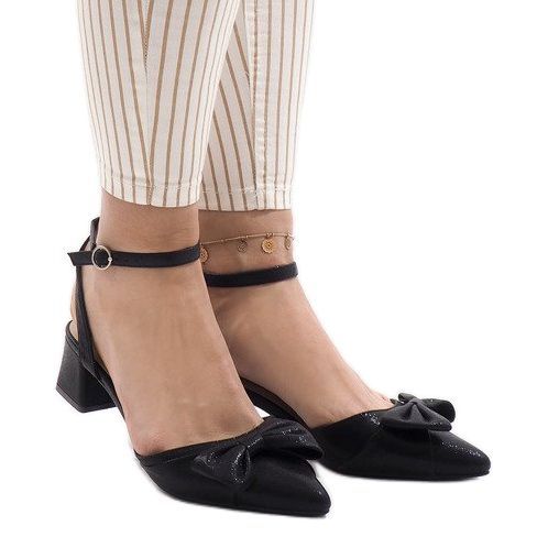 Sandali neri con tacco alto 1702-2 nero 1