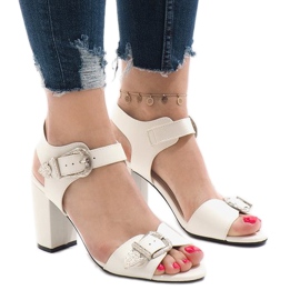 Sandali bianchi con tacco alto 173-855 bianco 1