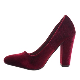 Pompe in velluto rosso sul pilastro 91603-1 multicolore 2