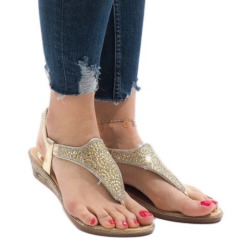 Sandali con zeppa dorata con elastico FM4075 d'oro 1