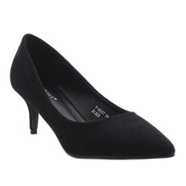 Décolleté nere sul tacco P-6377 nero 1
