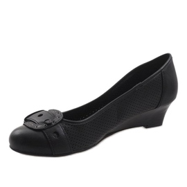 Pompe nere sulla zeppa TR22-4 nero 1