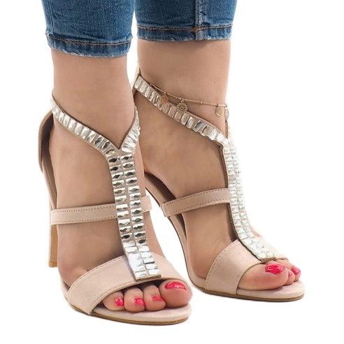Sandali beige su tacco B-60 1