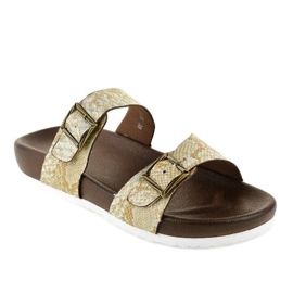 Pantofole bianche e marroni con fibbia GA735 marrone 1