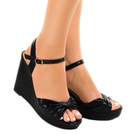 Sandali neri lucidi con zeppa JM-M215M nero 1