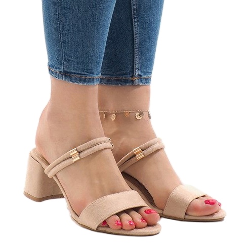 Tacchi alti beige M806 1