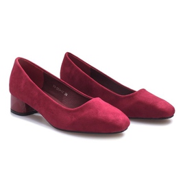 Pumps rosse sul post di The Best rosso 1