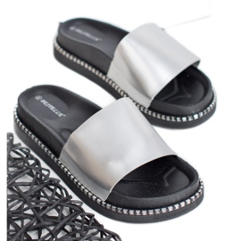 Bestelle Pantofole argento da donna grigio 1