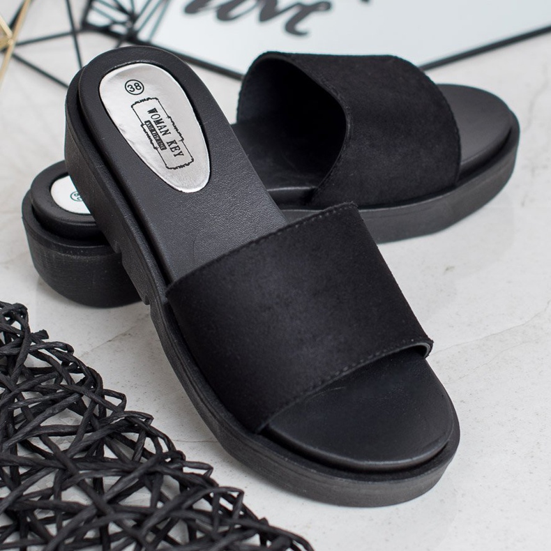 SHELOVET Sandali con zeppa nero 1