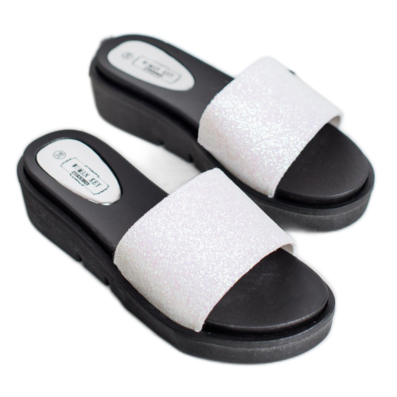 SHELOVET Pantofole con zeppa in gomma bianco 1