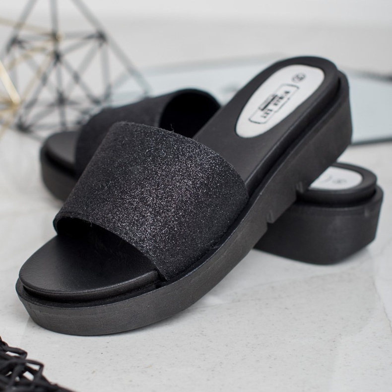 SHELOVET Pantofole con zeppa in gomma nero 1