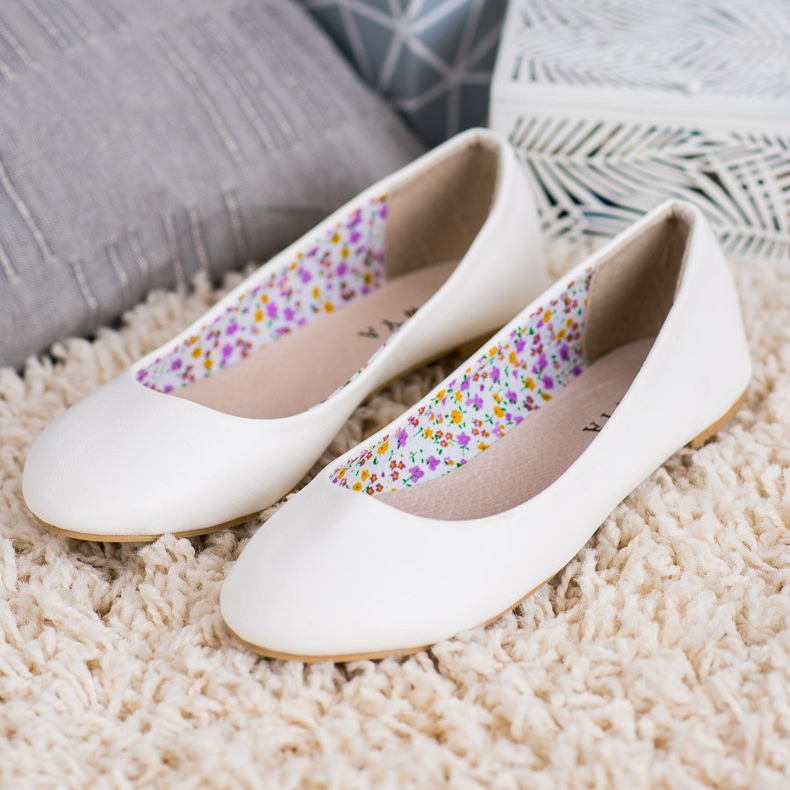 SHELOVET Ballerine casual bianca 1