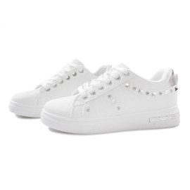 Sneakers bianche con borchie Lucette bianca 2