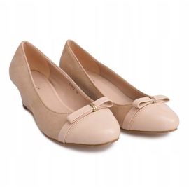 Décolleté con zeppa in pelle scamosciata 50987 Beige 1