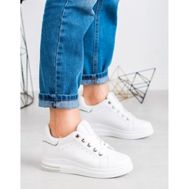 SHELOVET Scarpe da ginnastica con zeppa bianca 1