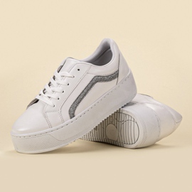 SHELOVET Scarpe sportive sulla piattaforma bianca 1