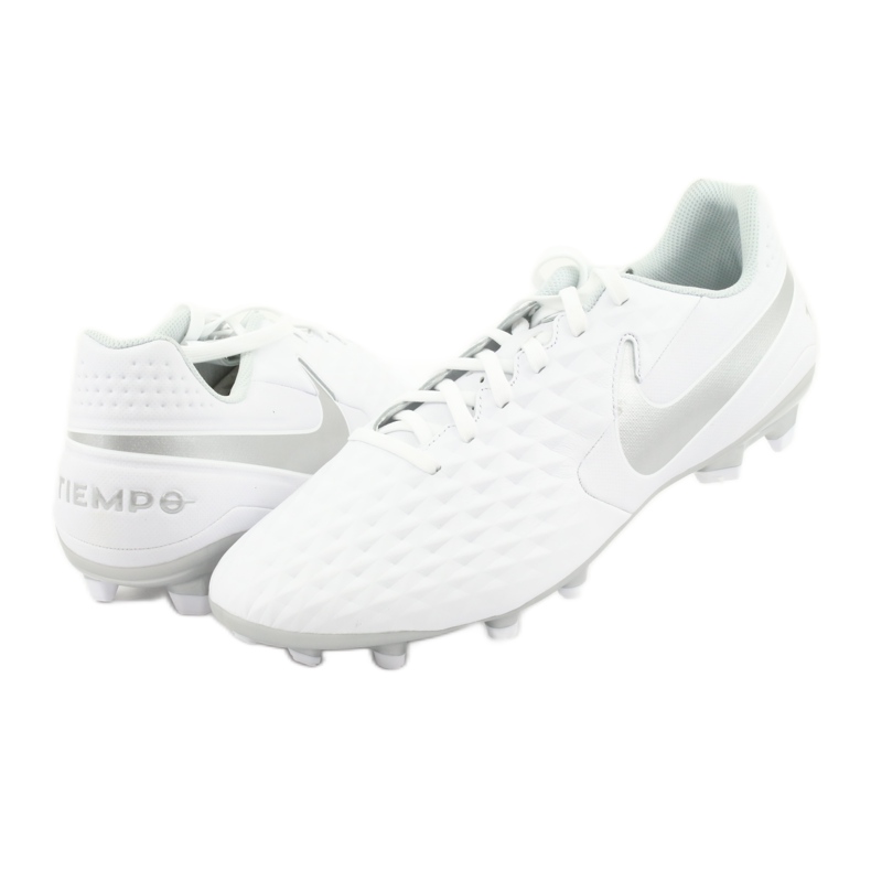 Nike Tiempo Legend 8 Academy FG / MG AT5292 100 scarpe da calcio bianco 4