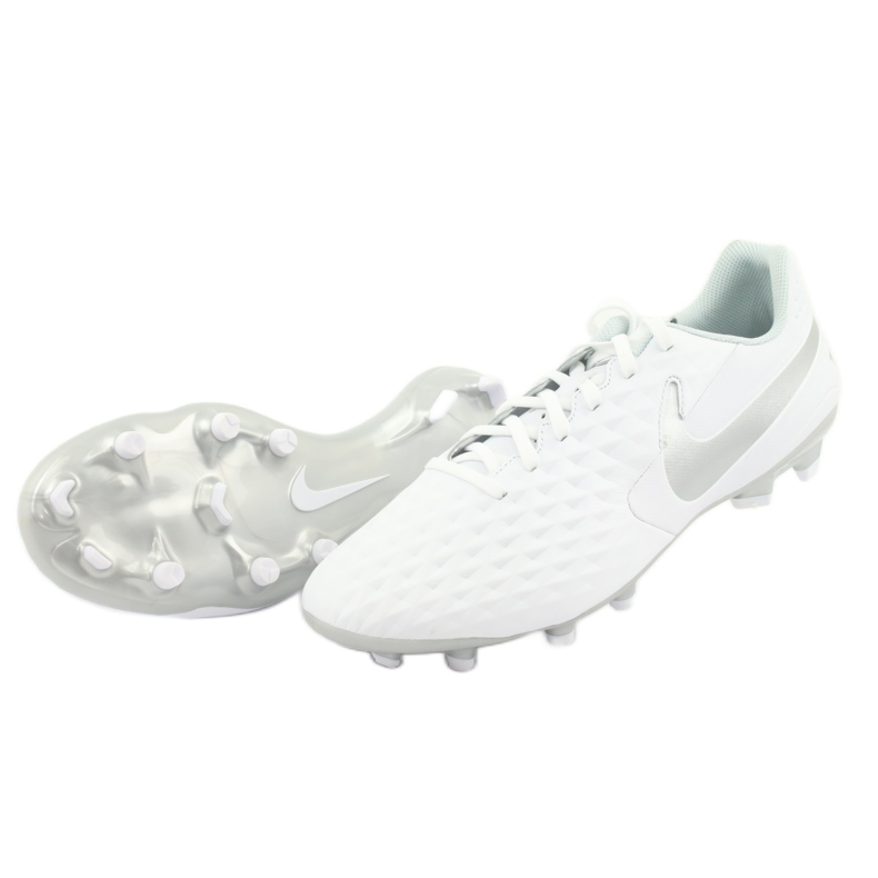 Nike Tiempo Legend 8 Academy FG / MG AT5292 100 scarpe da calcio bianca 3