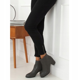 Tacchi alti classici grigi 77-71 Grigio 2