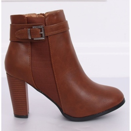 Stivali marroni con tacco alto F815-2 Camel marrone 1