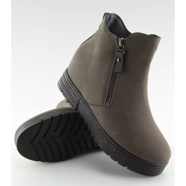 Stivali grigi su una zeppa nascosta SJ657 Dark Grey grigio 2