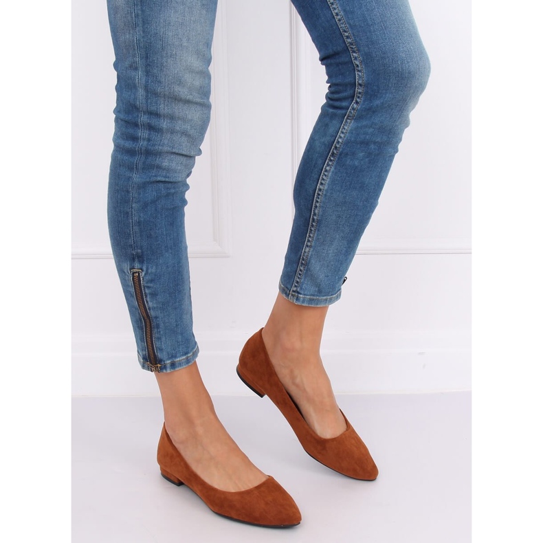 Ballerine con puntale a mandorla RC-76 Camel marrone 2