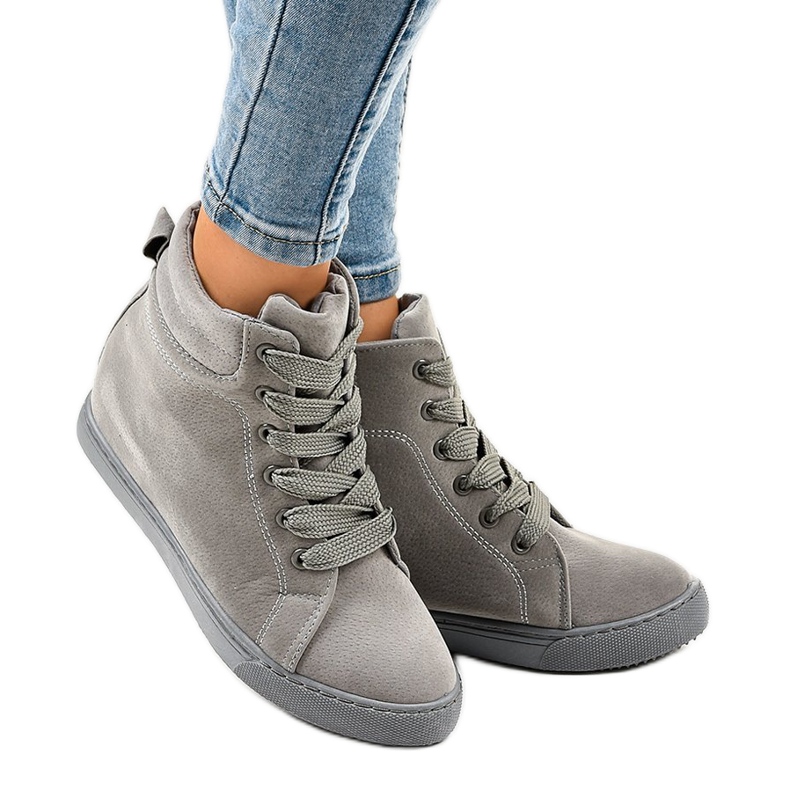 Sneakers grigie sulla zeppa TL50-3 grigio 2