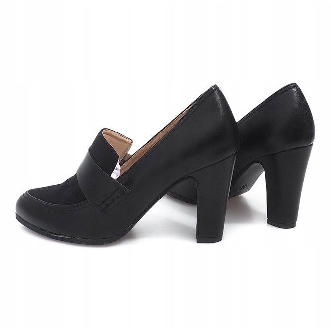 Scarpe su una barra D11 nero 1