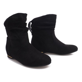 Stivali con zeppa in pelle scamosciata C-7111 Nero 1