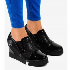 Sneakers nere con zeppa T1711-1 nero 1