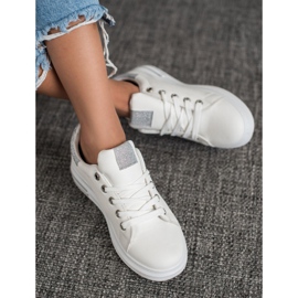 SHELOVET Sneakers in ecopelle bianca 1