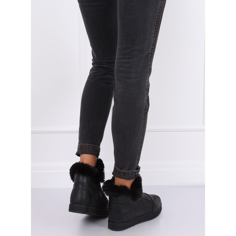 Sneakers nere alte alla caviglia con pelliccia W19-29 Black nero 1