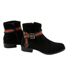 Stivaletti in camoscio nero con fibbia 6119 2