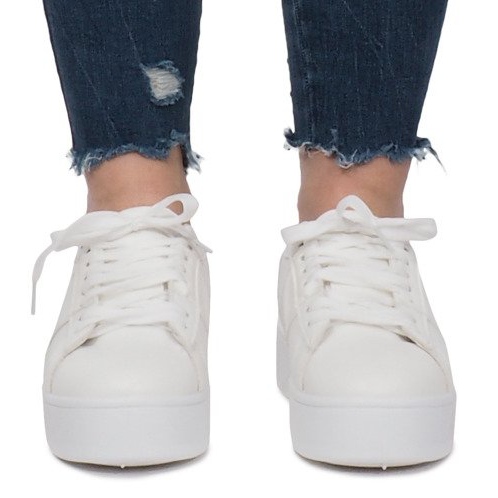 Sneakers bianche sulla piattaforma Livet De Lux bianco 1