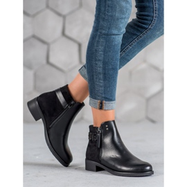 Ideal Shoes Stivali neri su un tacco piatto nero 1