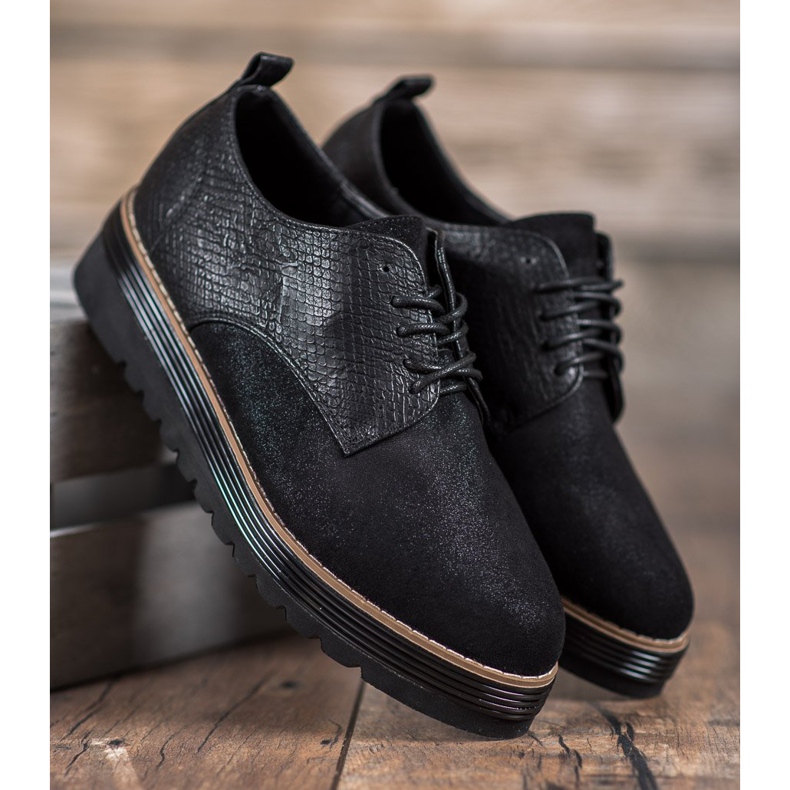 SHELOVET Scarpe sulla piattaforma con stampa serpente nero 1