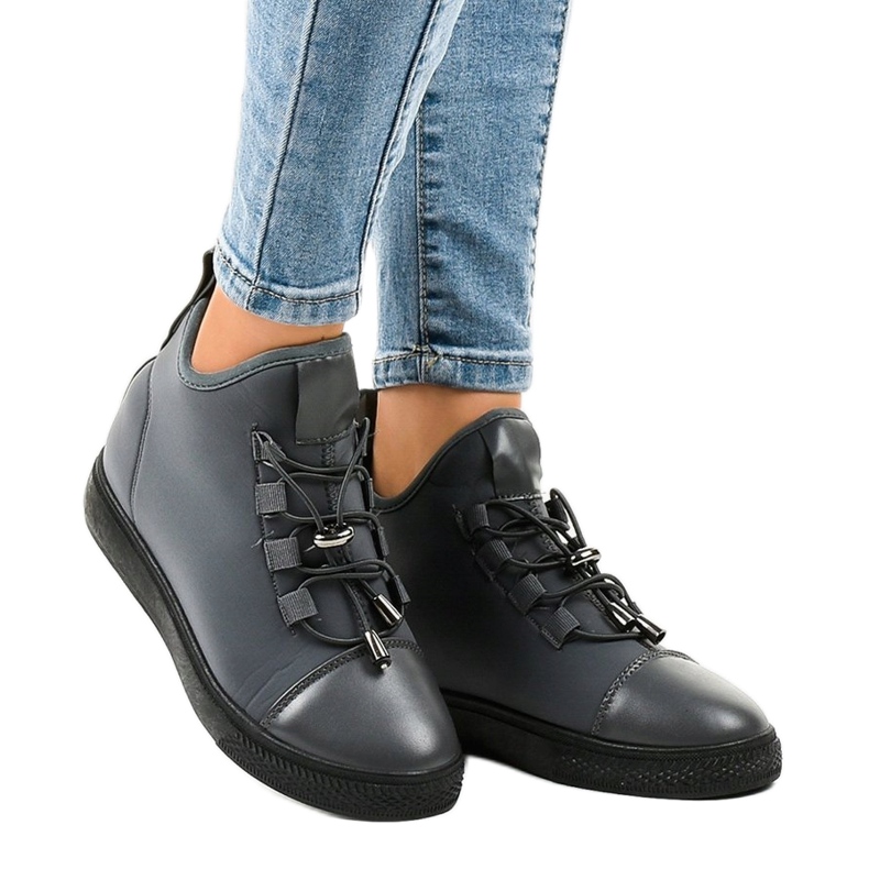 Sneakers alte grigie isolanti con zeppa XY-35 grigio 1
