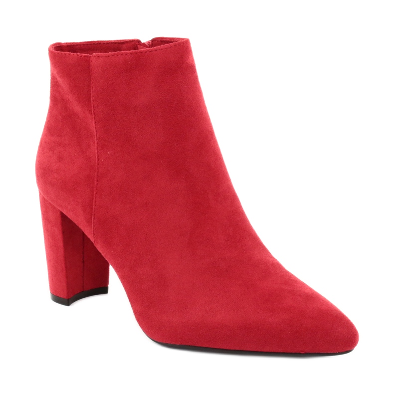 Stivali sul palo di Sergio Leone 548 rosso 1