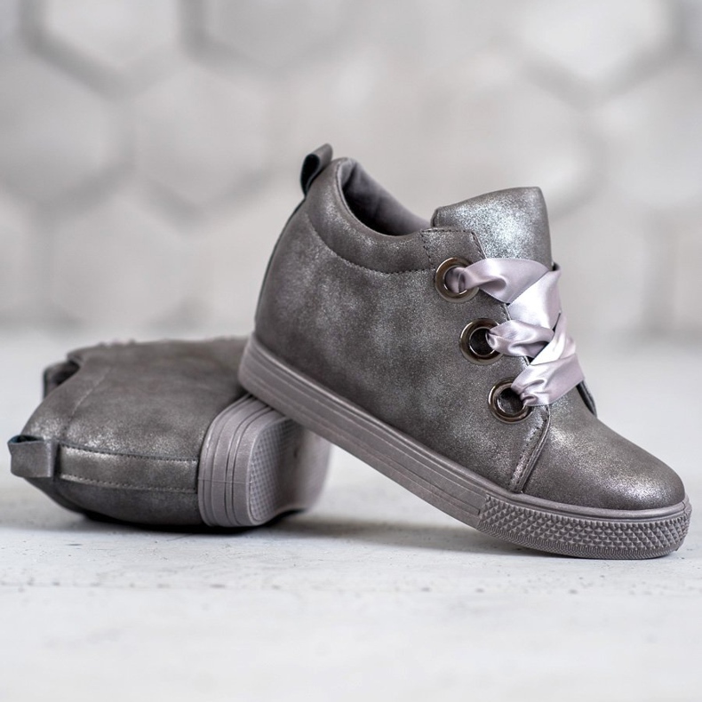 New Tlck Scarpe legate con un nastro grigio 1