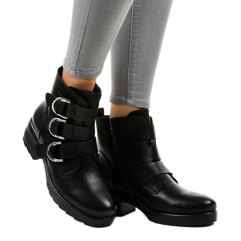 Stivali piatti da donna neri con fibbie BZ66010 nero 1