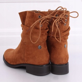 Stivali bassi cammello da donna B-09 Camel marrone 1