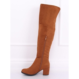 Stivali con tacco basso cammello 8B965 Camel marrone 1